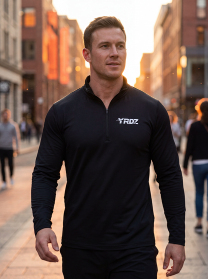 015 - Lightweight quarter-zip pullover