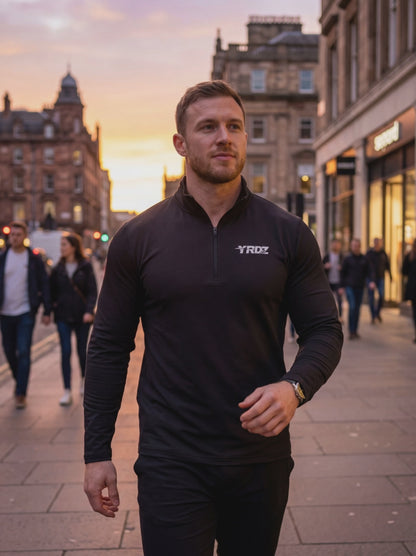 015 - Lightweight quarter-zip pullover